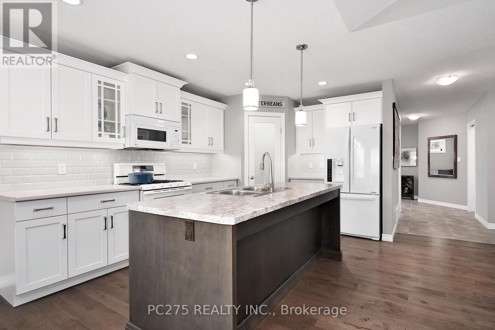 Photo 26 of 23 Blairmont Terrace, St Thomas ON