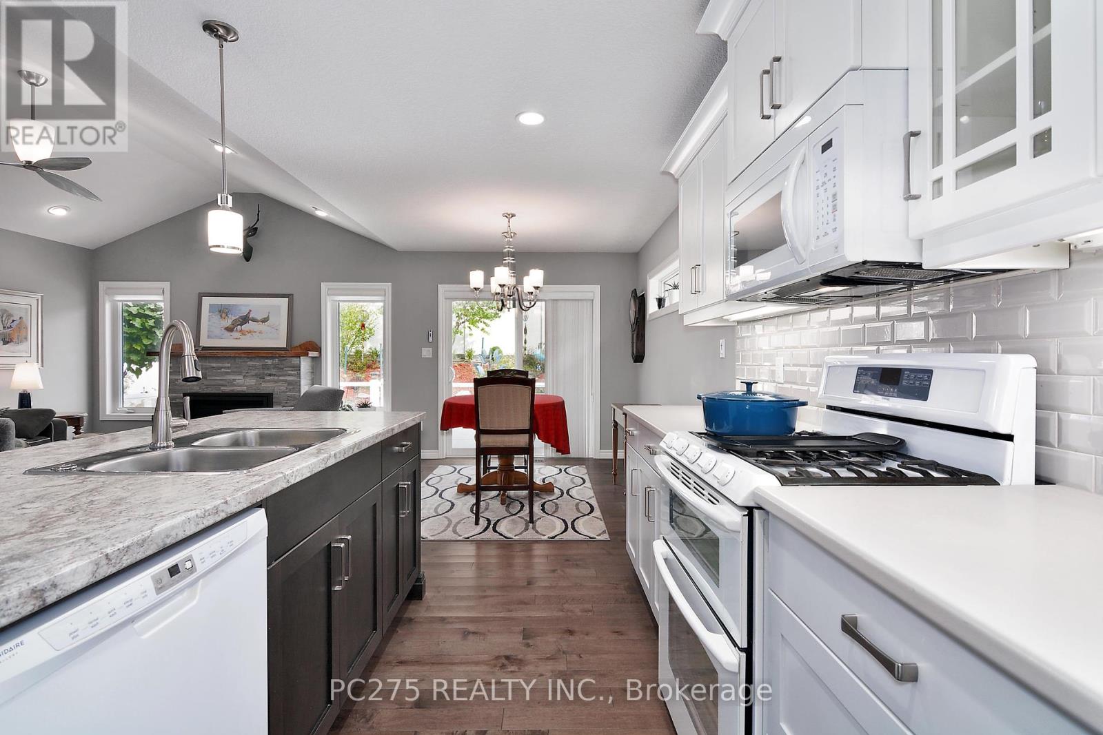 Photo 35 of 23 Blairmont Terrace, St Thomas ON