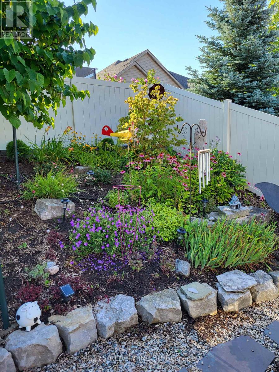 Photo 25 of 23 Blairmont Terrace, St Thomas ON