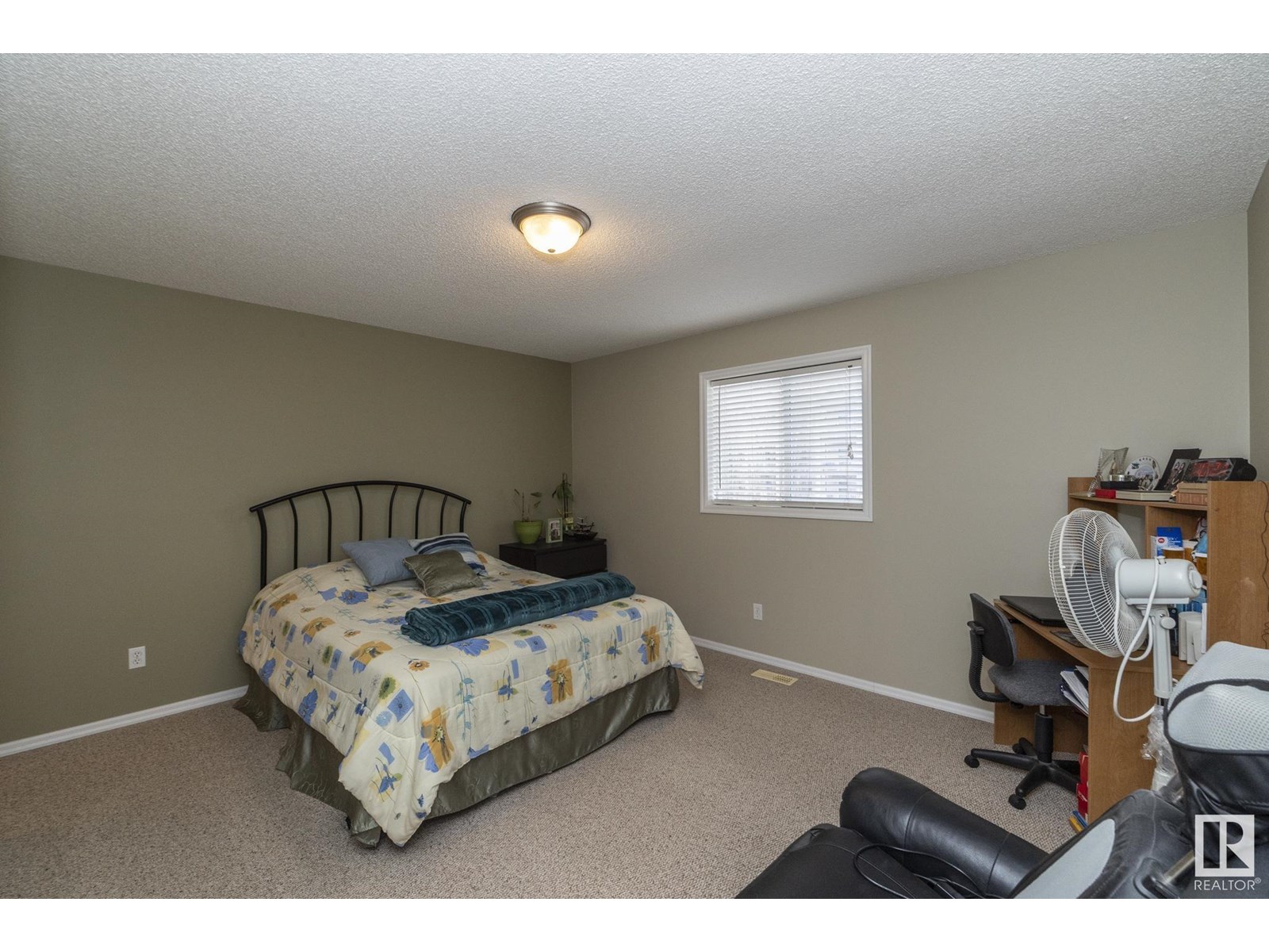Photo 14 of 3528 22 St Nw, Edmonton AB