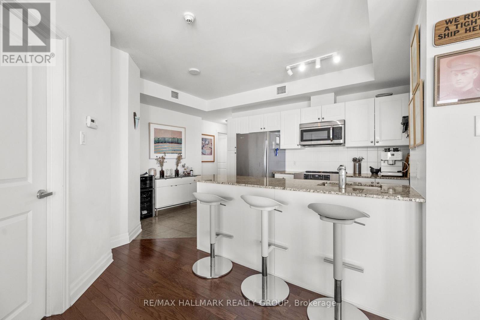 Photo 34 of 1304 90 Landry Street, Ottawa ON