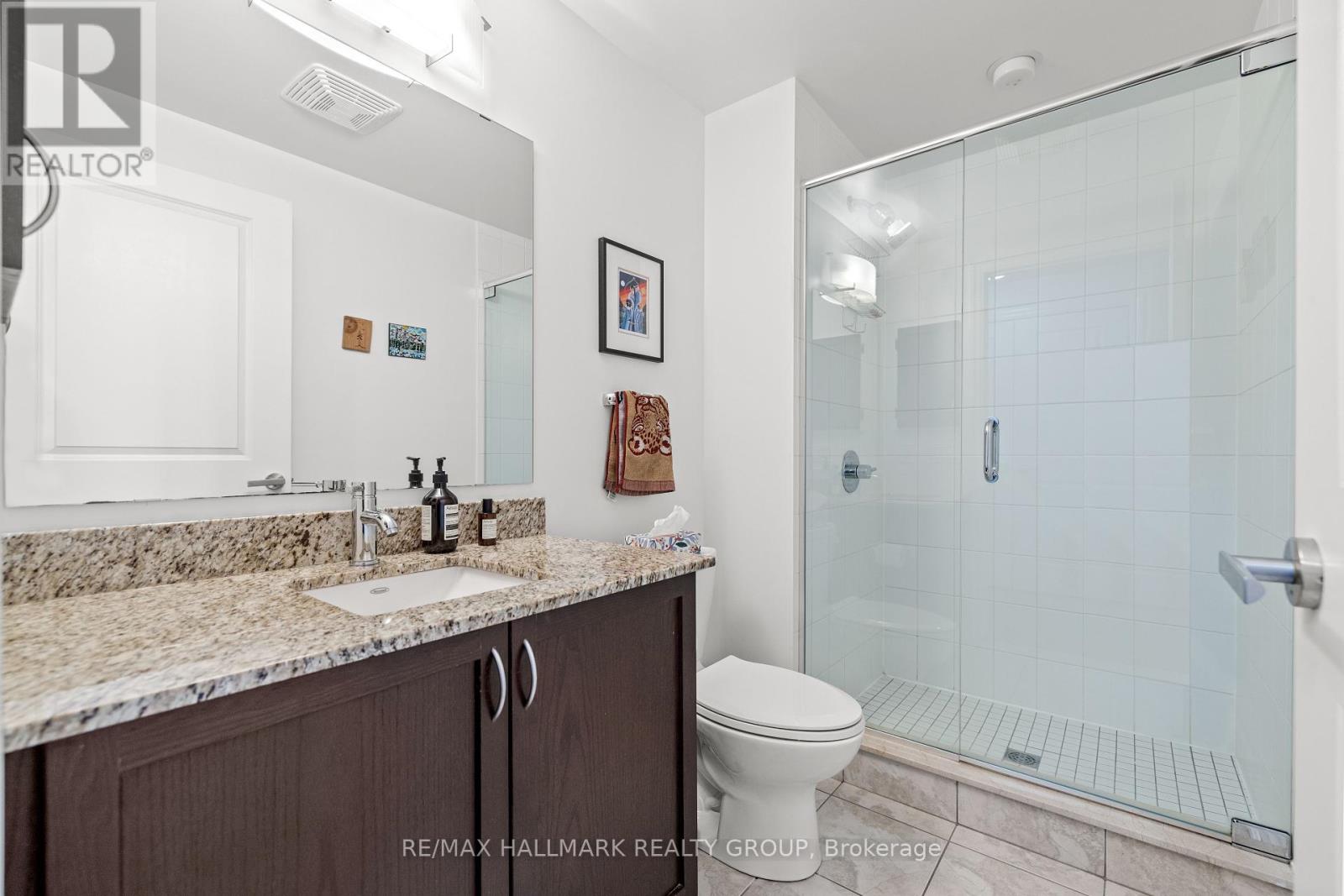Photo 32 of 1304 90 Landry Street, Ottawa ON