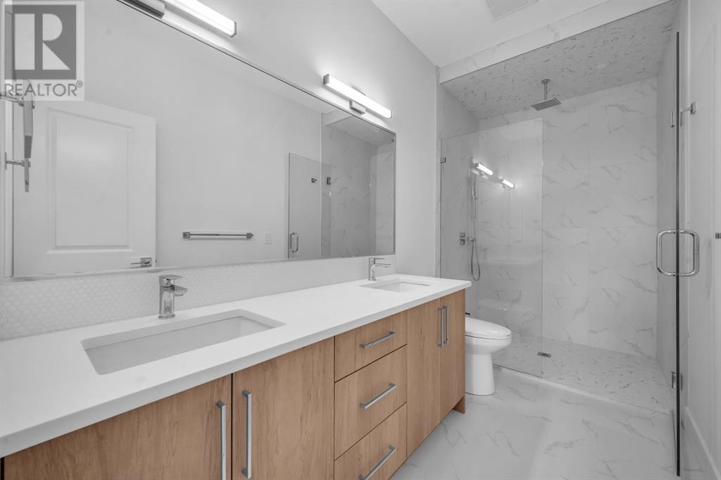 Single Family House for Sale in    Avenue NE Renfrew Calgary 