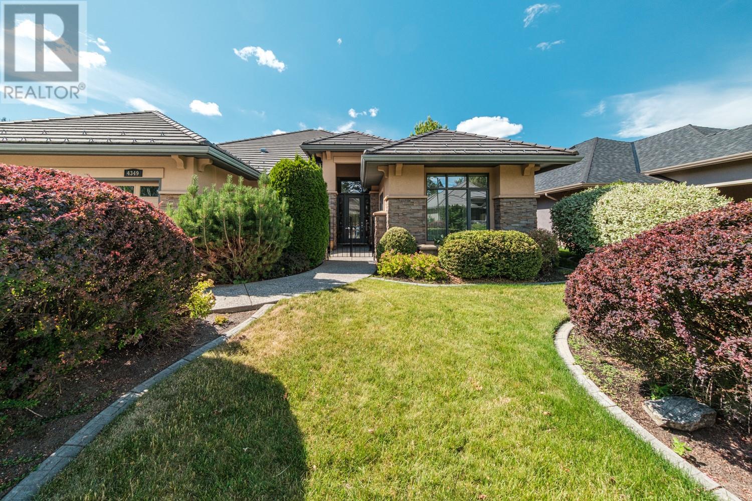 Photo 2 of 4349 Gallaghers Fairway S, Kelowna BC