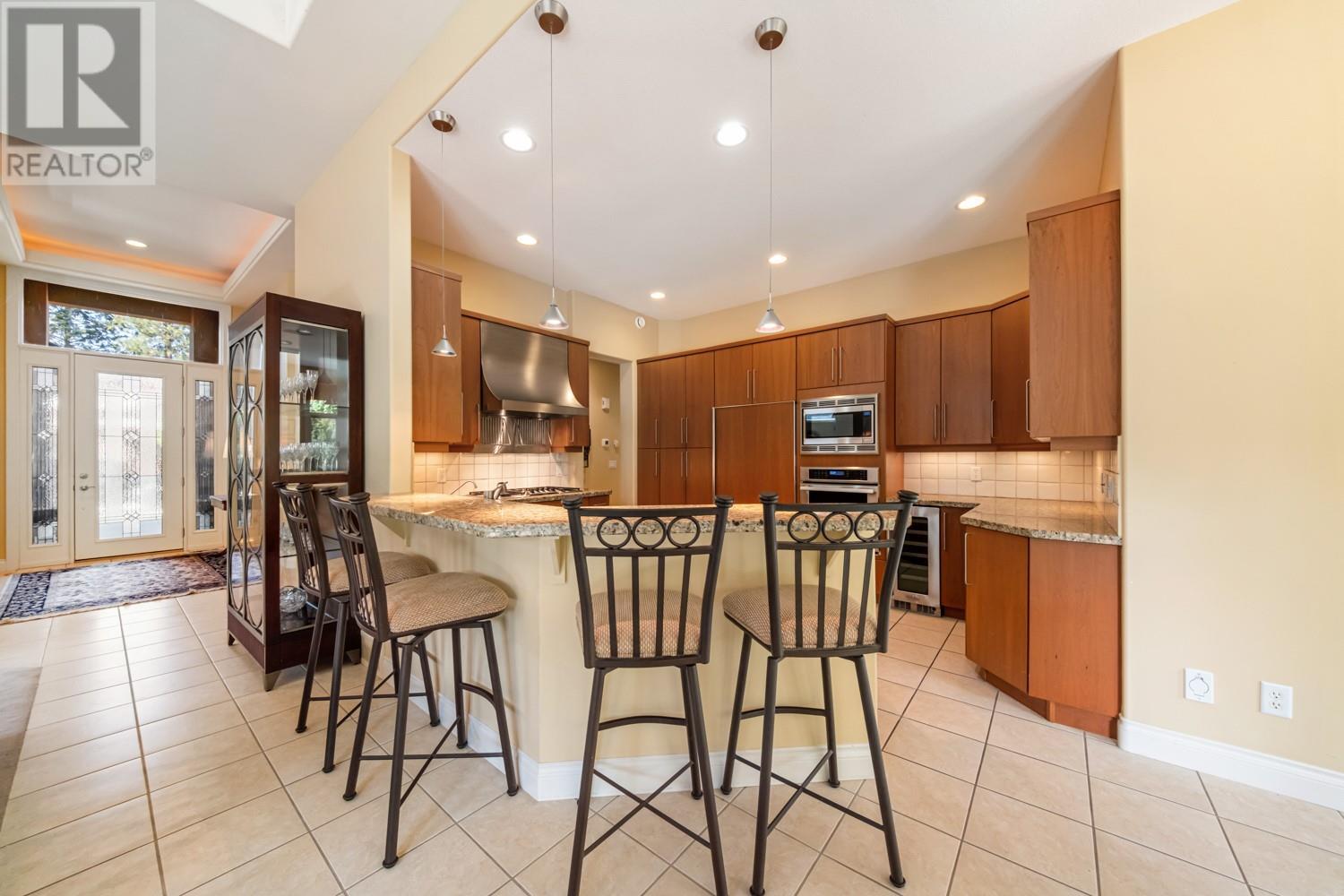 Photo 9 of 4349 Gallaghers Fairway S, Kelowna BC