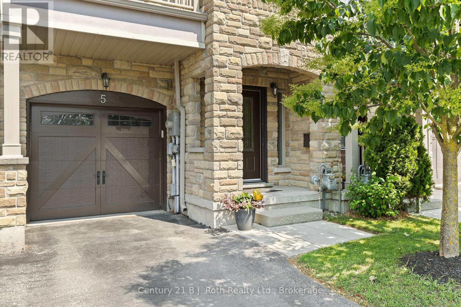 Photo 2 of 5 188 Coldwater Road, Orillia ON