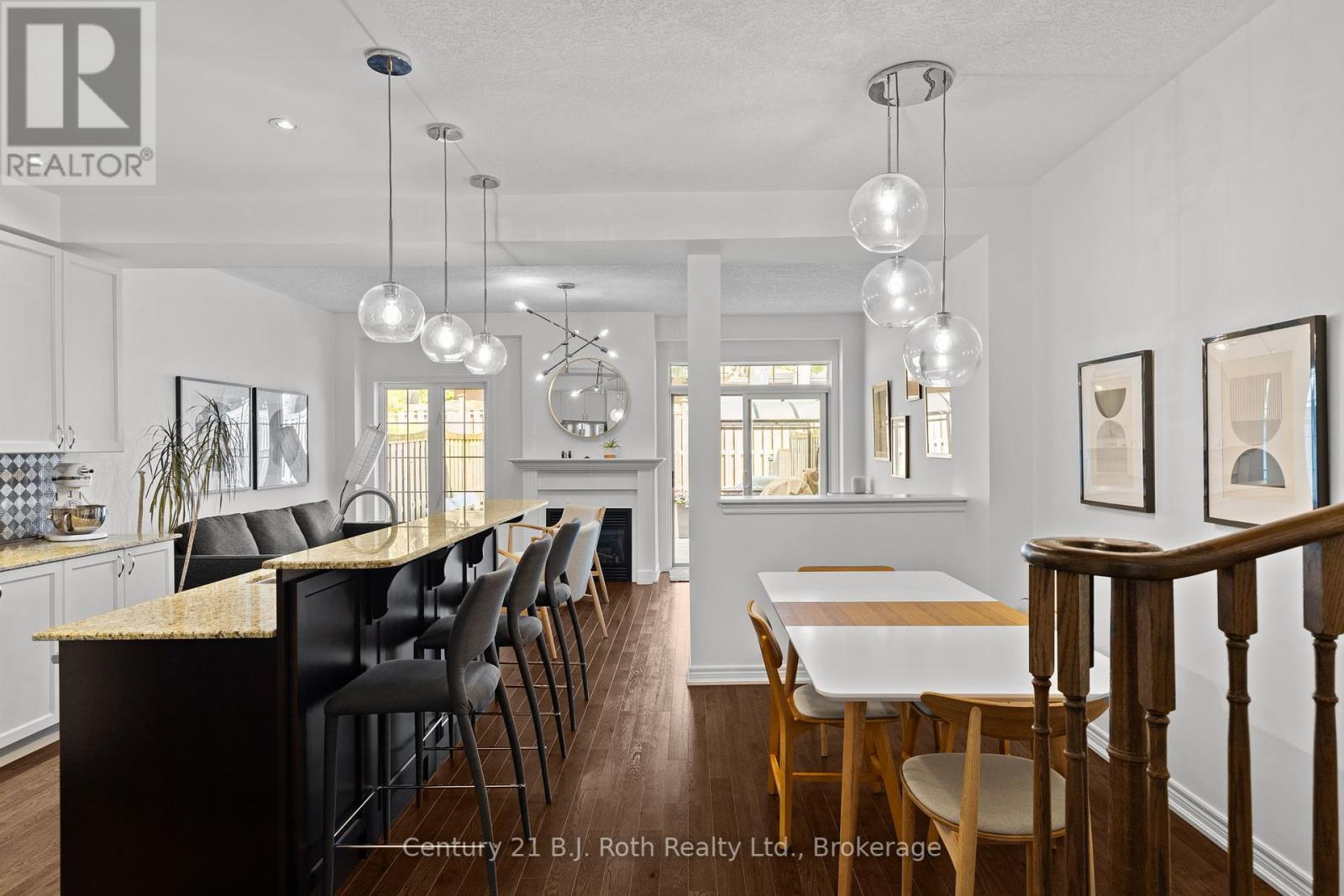 Photo 7 of 5 188 Coldwater Road, Orillia ON