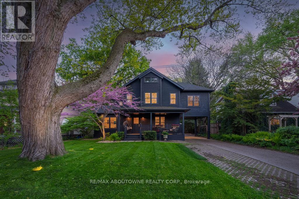 Photo 36 of 52 Kerr Street, Oakville ON