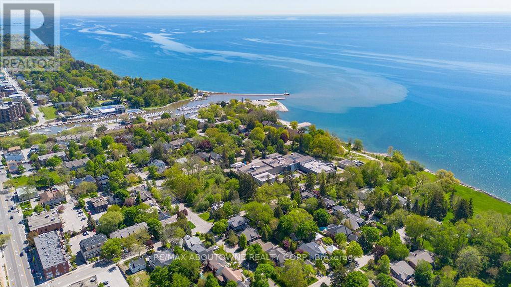 Photo 37 of 52 Kerr Street, Oakville ON