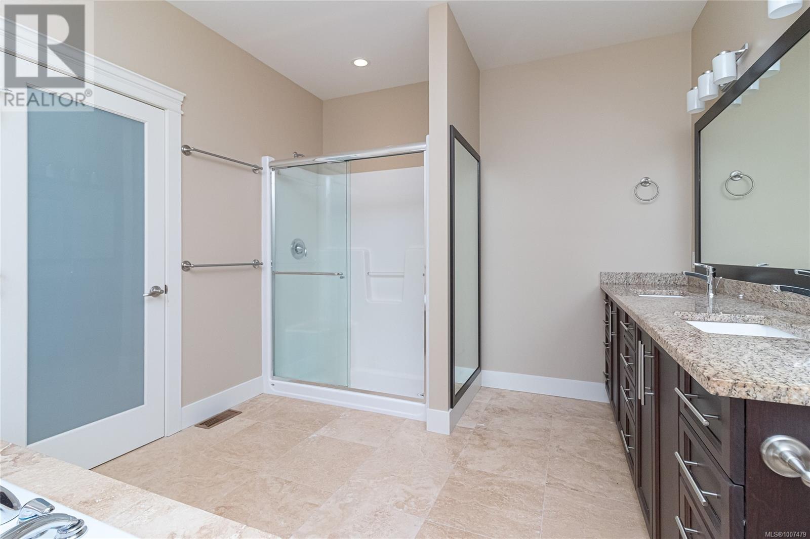 1954 Barrett Dr, North Saanich