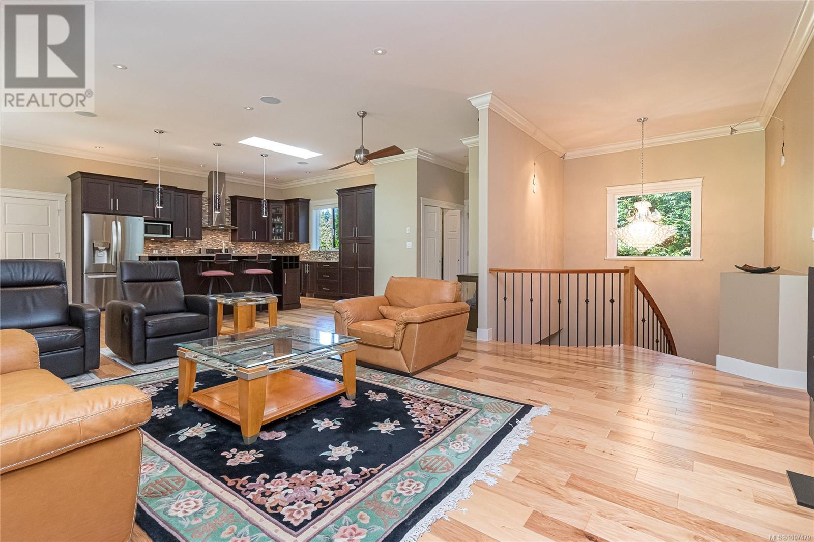 1954 Barrett Dr, North Saanich