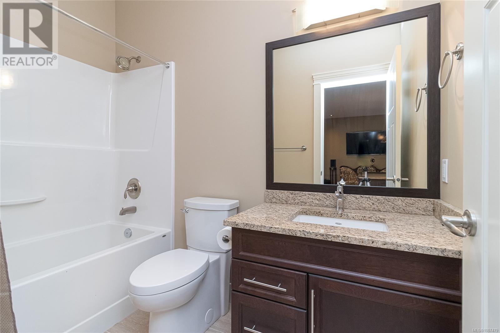 1954 Barrett Dr, North Saanich