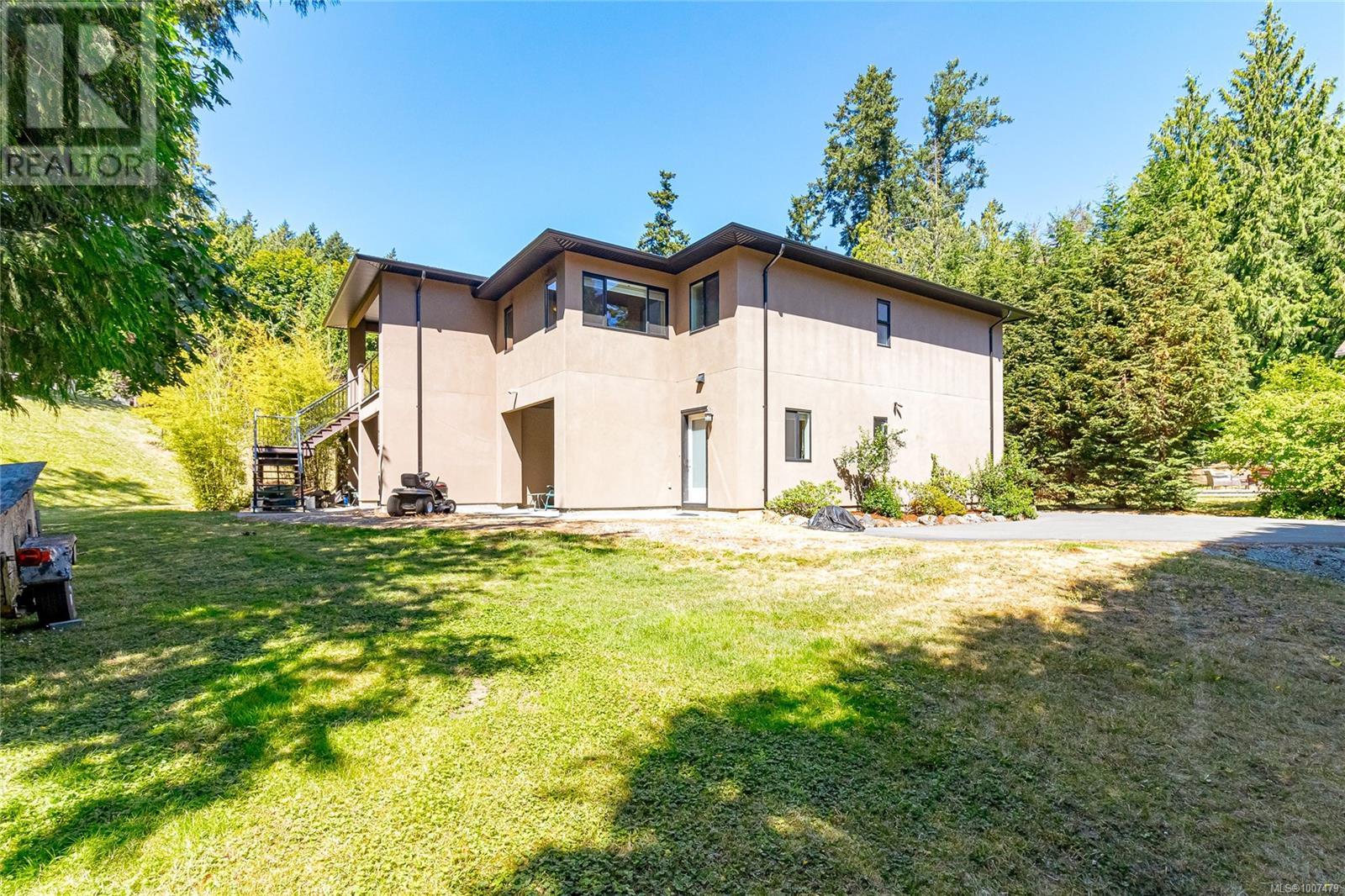 1954 Barrett Dr, North Saanich