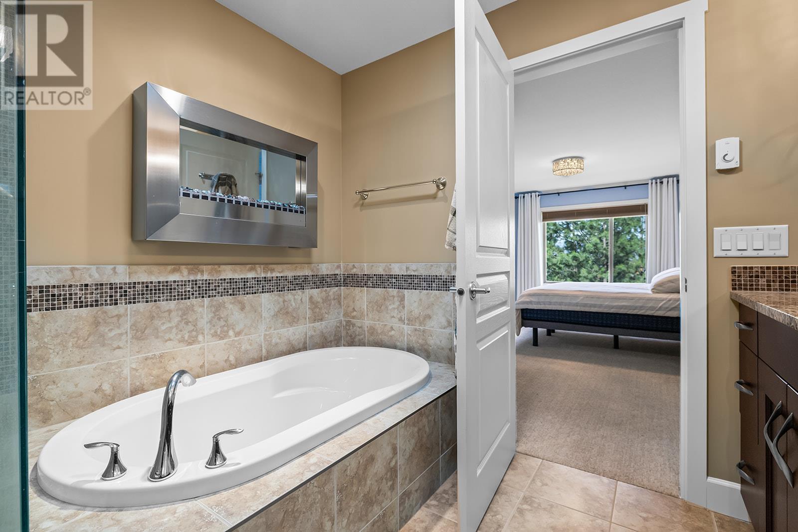 Photo 23 of 5318 Trickle Creek Drive, Kelowna BC