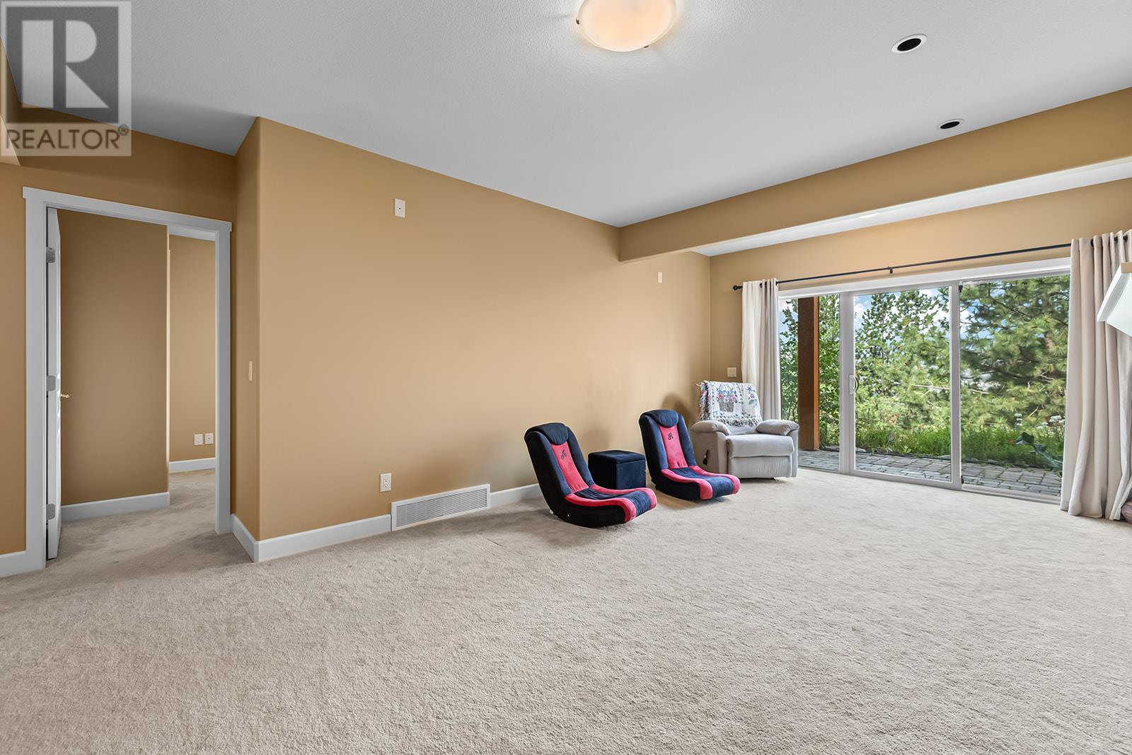 Photo 31 of 5318 Trickle Creek Drive, Kelowna BC