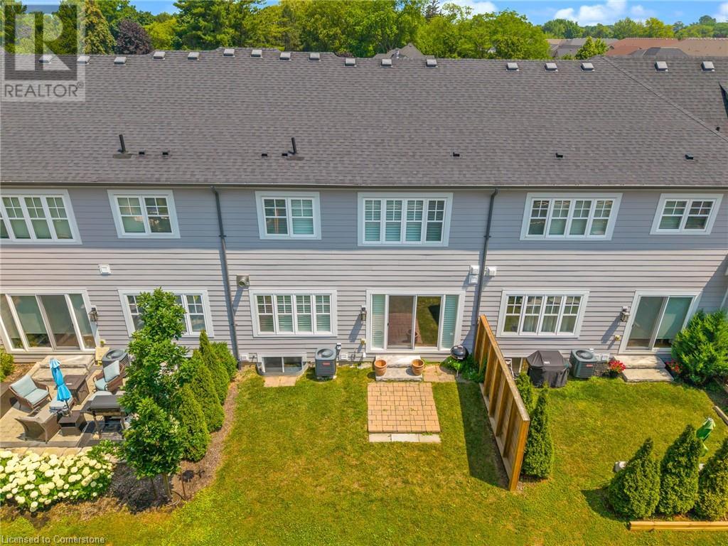 Photo 32 of 7 Windsor Circle, Niagaraonthelake ON