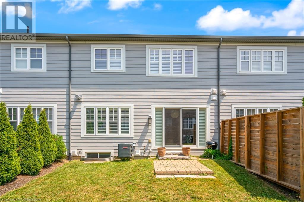 Photo 33 of 7 Windsor Circle, Niagaraonthelake ON