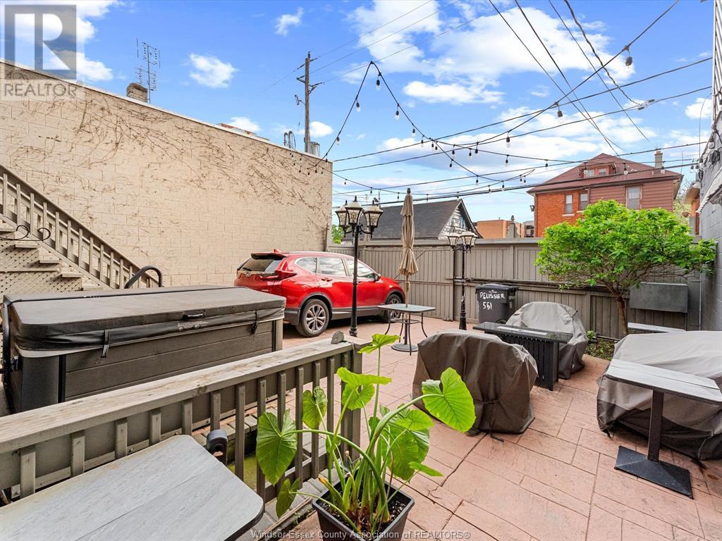 Photo 27 of 551 Pelissier, Windsor ON