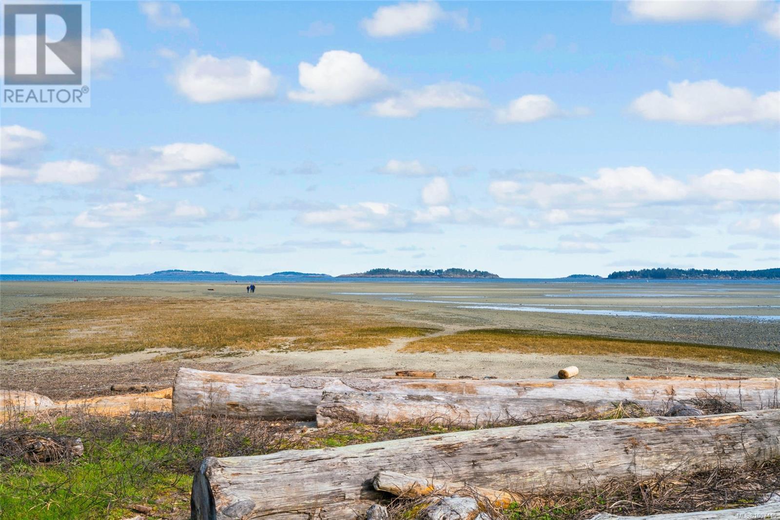 Photo 11 of 219 1130 Resort Dr, Parksville BC