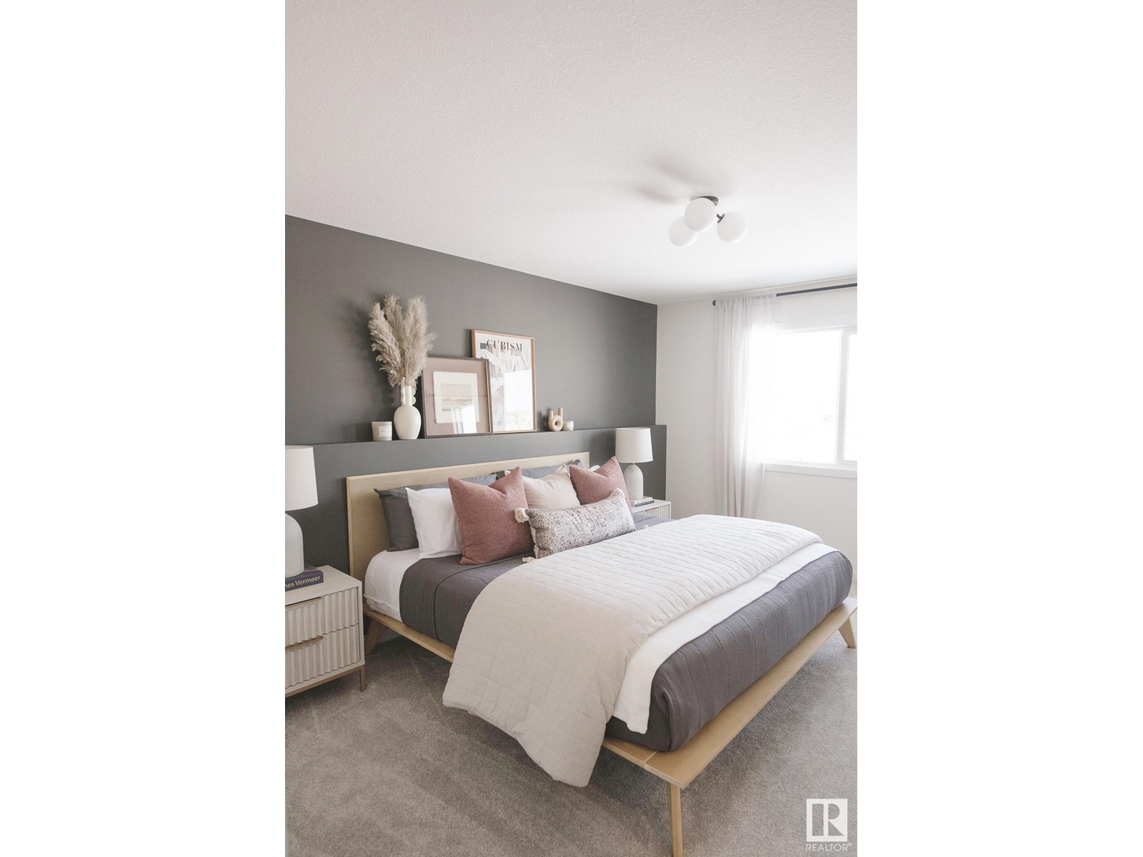 Photo 11 of 9079 Elves Loop Nw, Edmonton AB