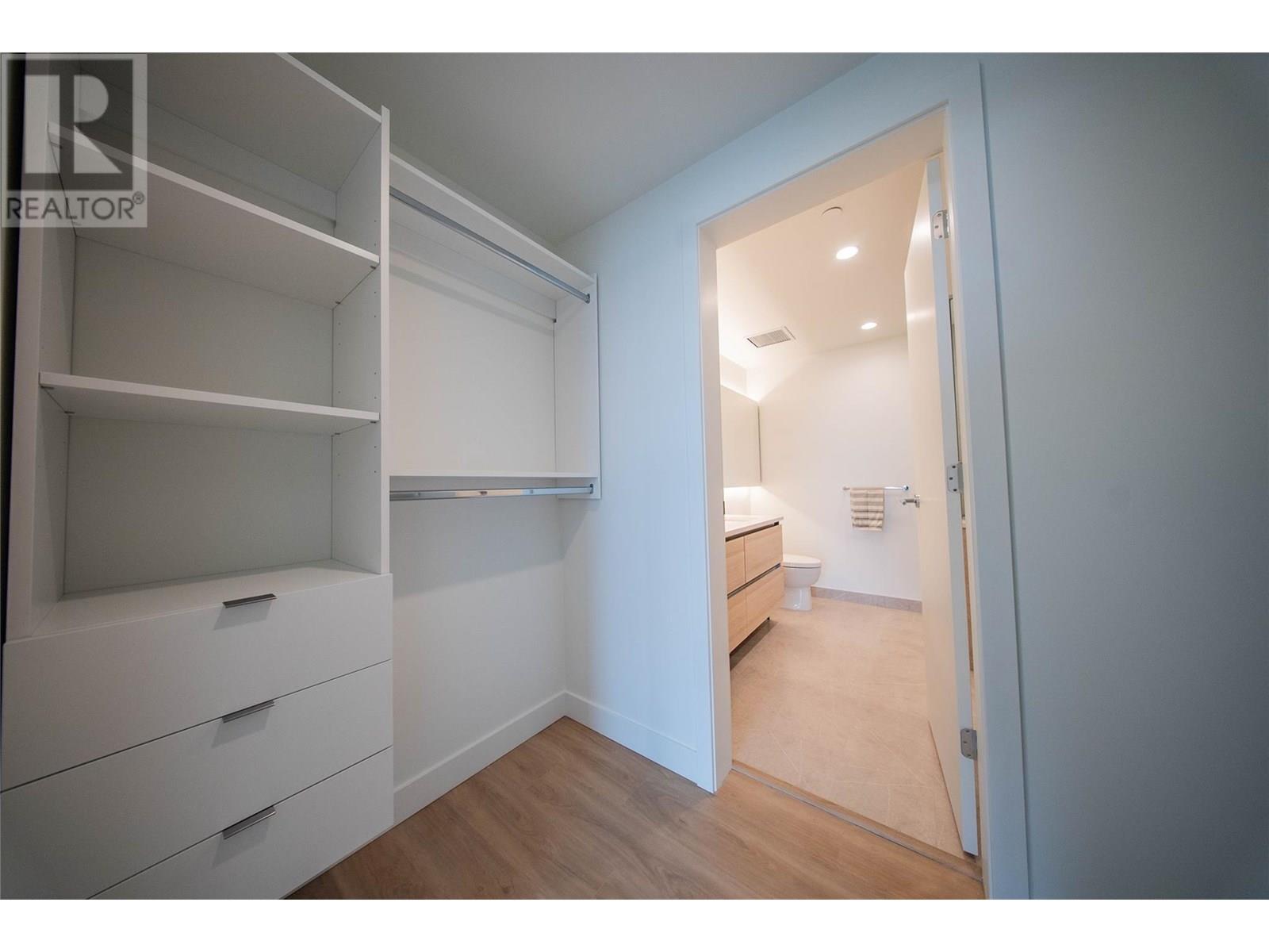 1408 238 Leon Avenue, Kelowna