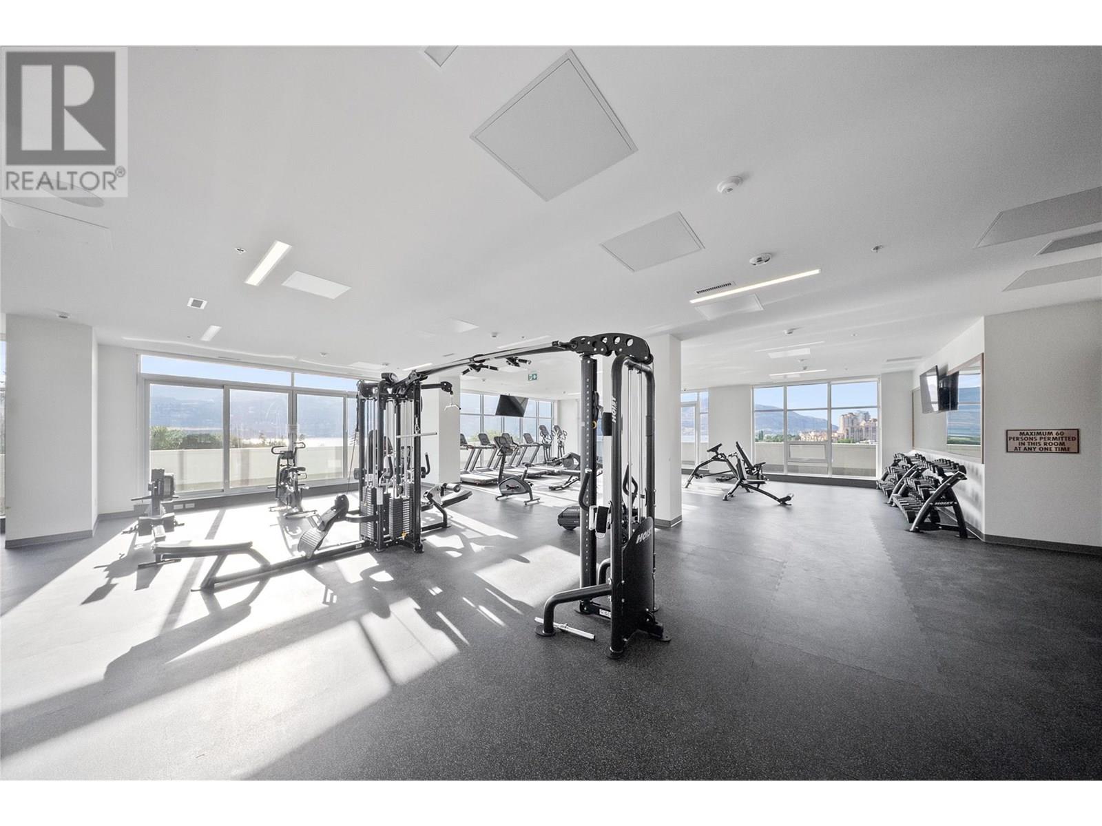 1408 238 Leon Avenue, Kelowna