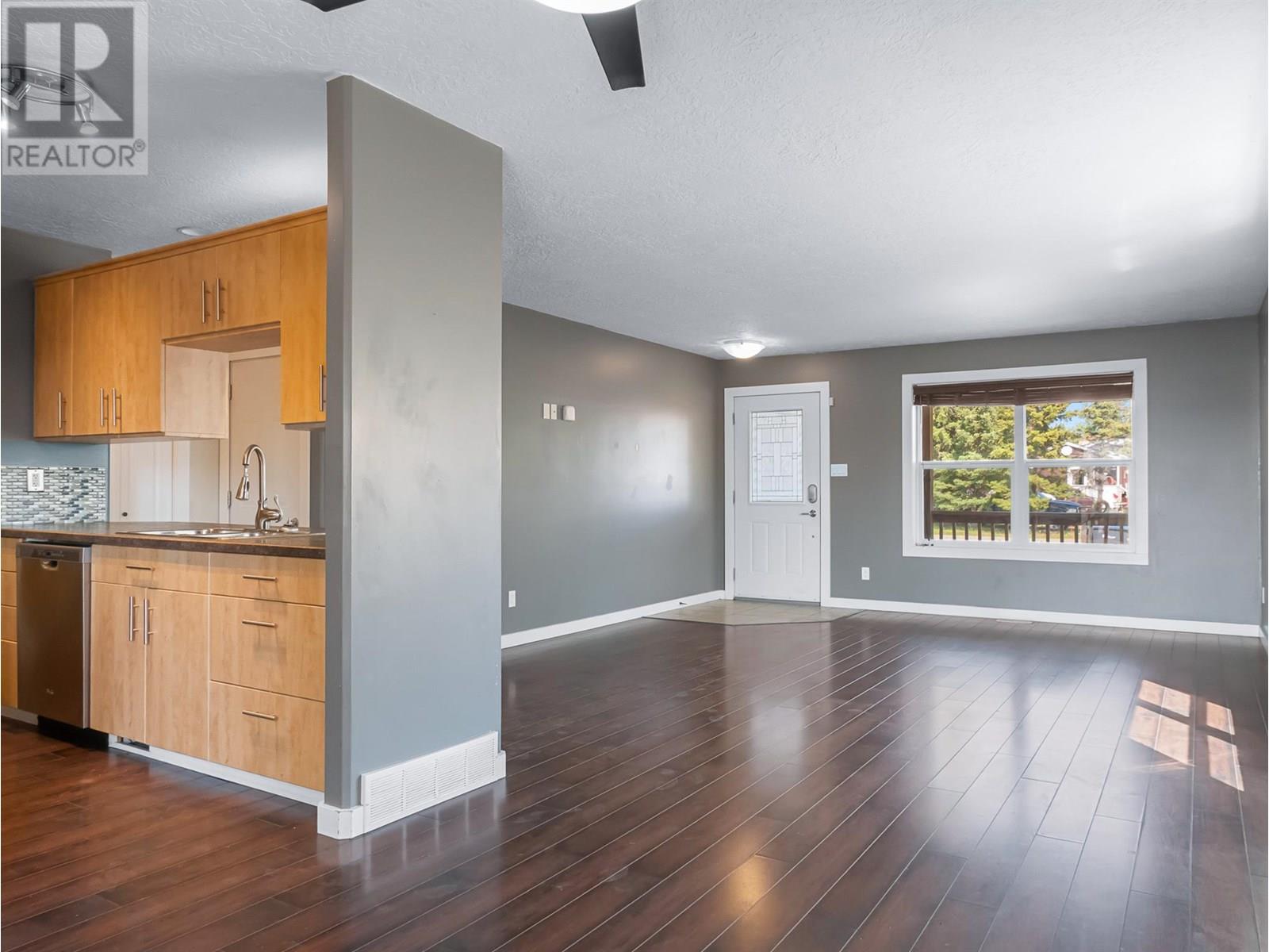 309 99 Avenue, Dawson Creek