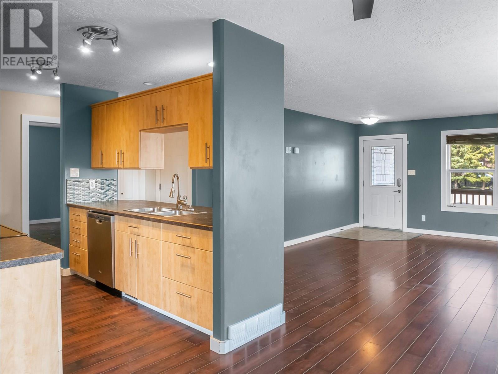 309 99 Avenue, Dawson Creek