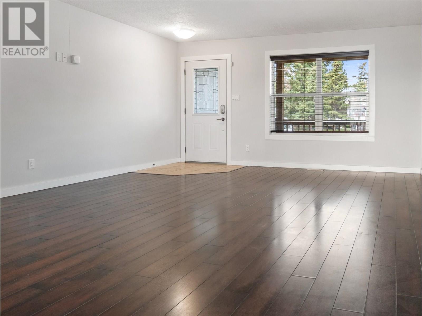309 99 Avenue, Dawson Creek