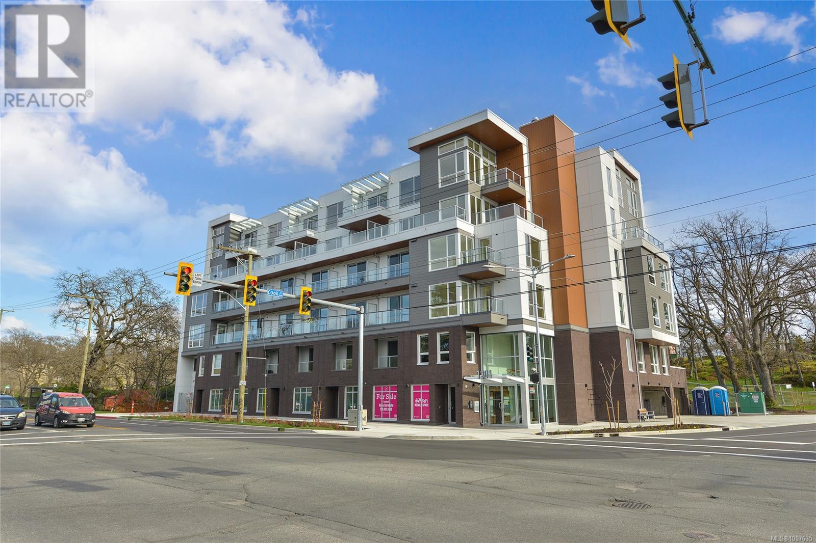 #406 1301 HILLSIDE AVE - Image 2