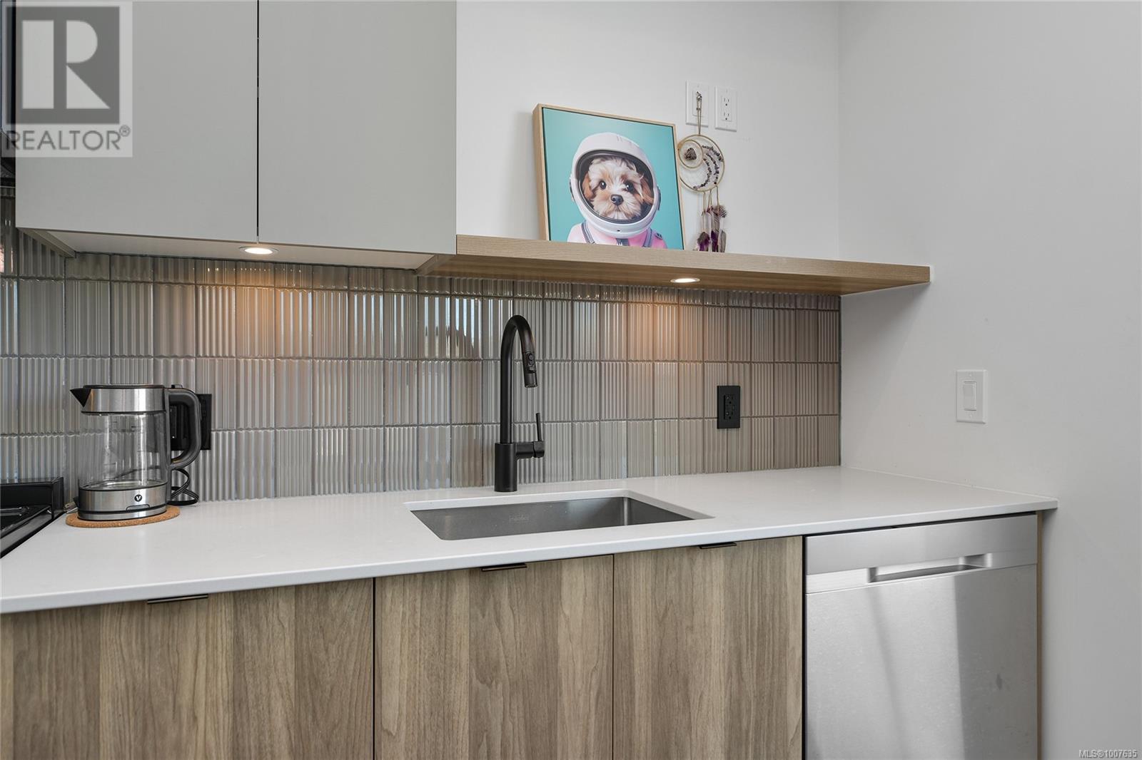 #406 1301 HILLSIDE AVE - Image 20