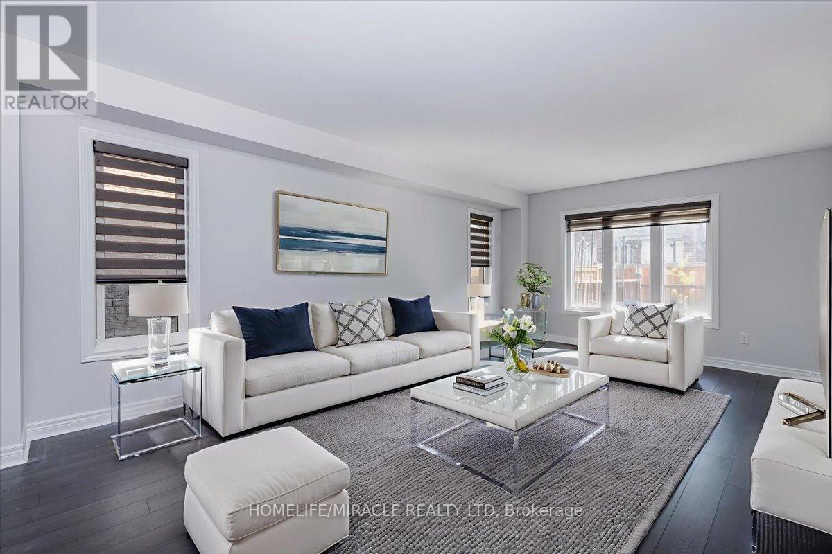 Photo 23 of 83 Willoughby Way, New Tecumseth ON