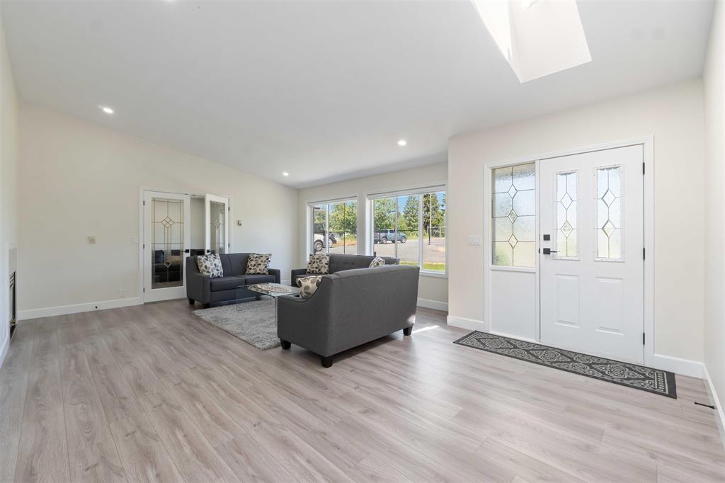 Photo 11 of 2615 Lock Street, Abbotsford BC