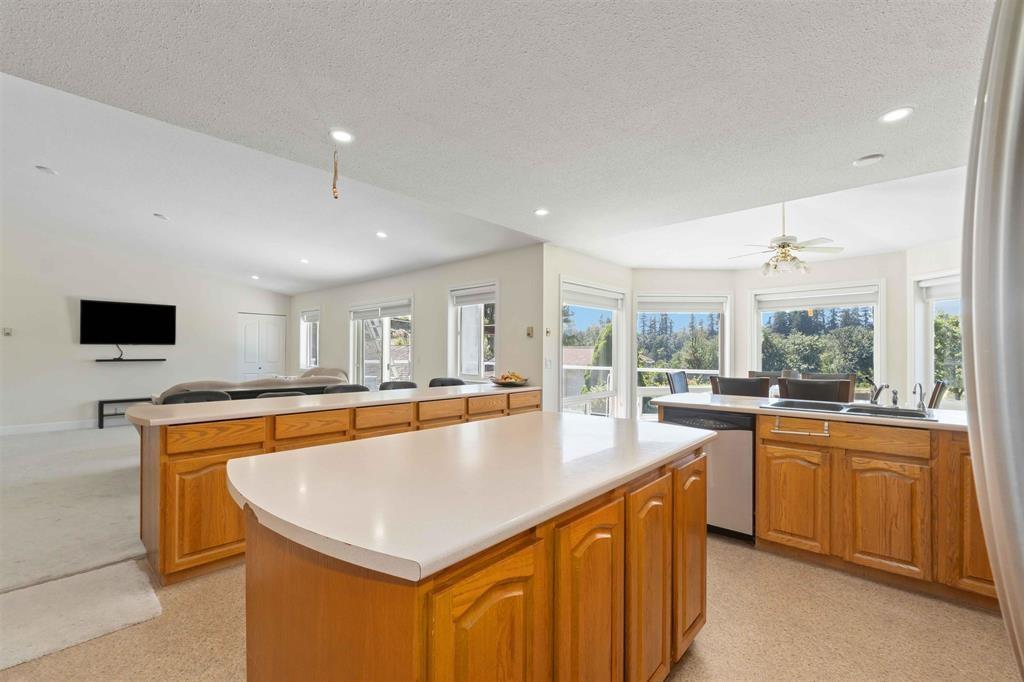 Photo 1 of 2615 Lock Street, Abbotsford BC