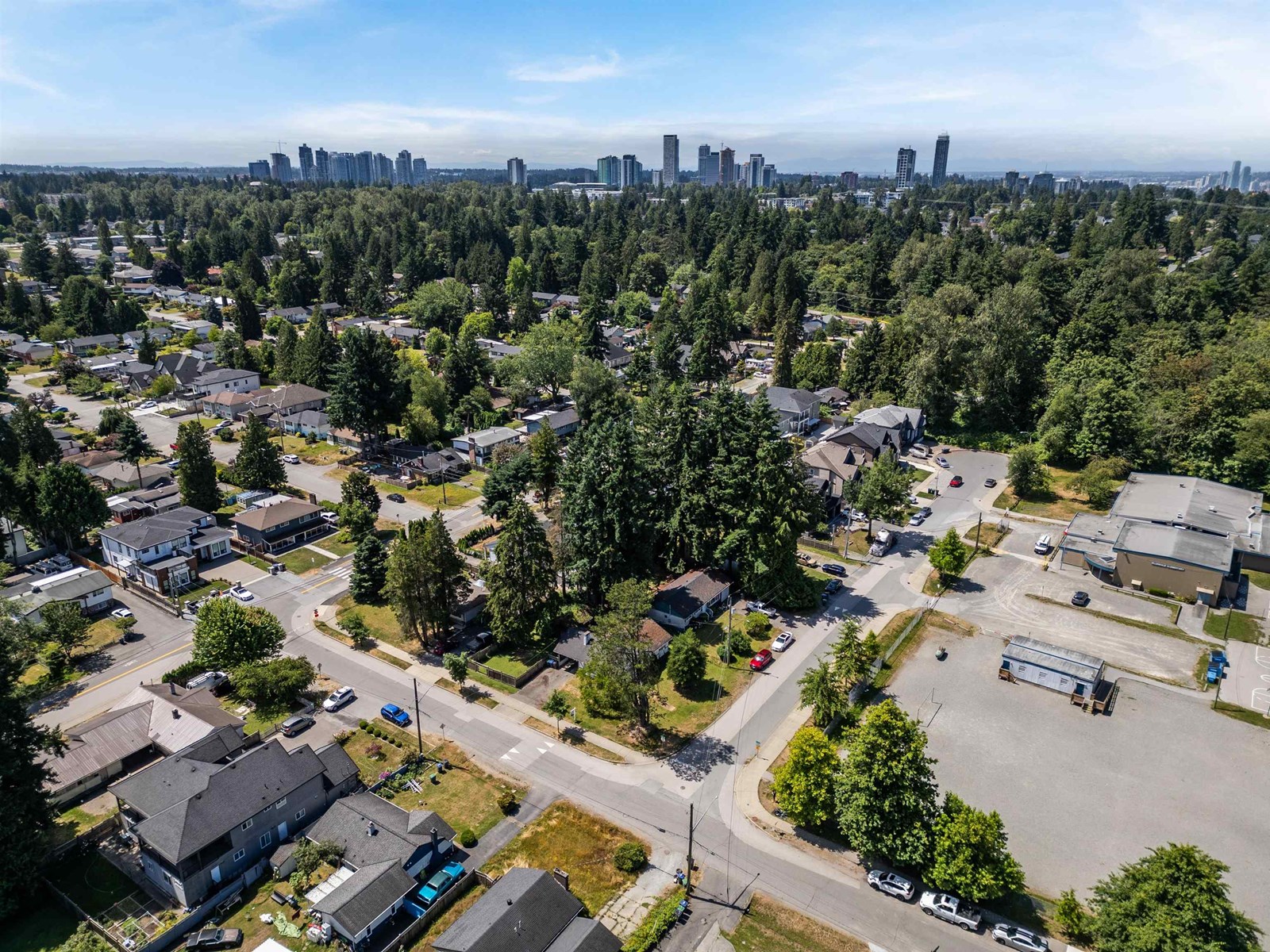 Photo 8 of 14588 110 A Avenue, Surrey BC