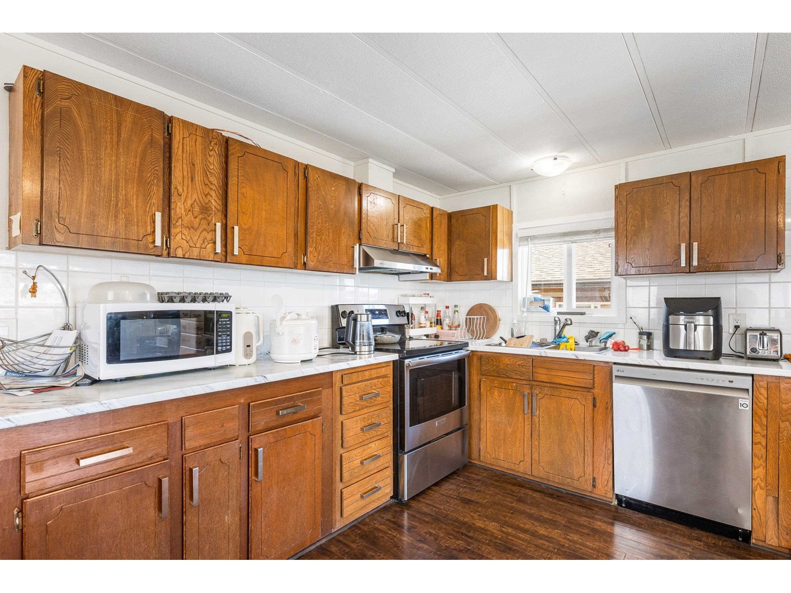 Photo 10 of 21 B 26892 Fraser Highway, Langley BC