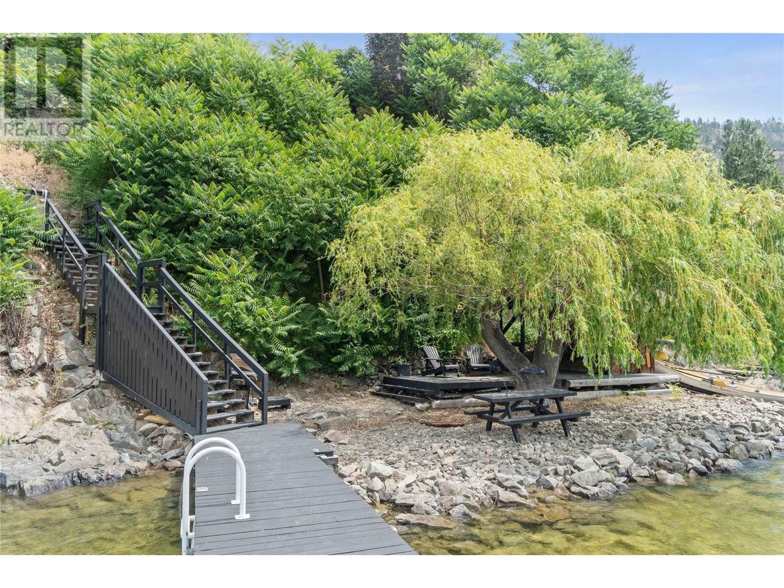  1876 Dewdney Road, Kelowna