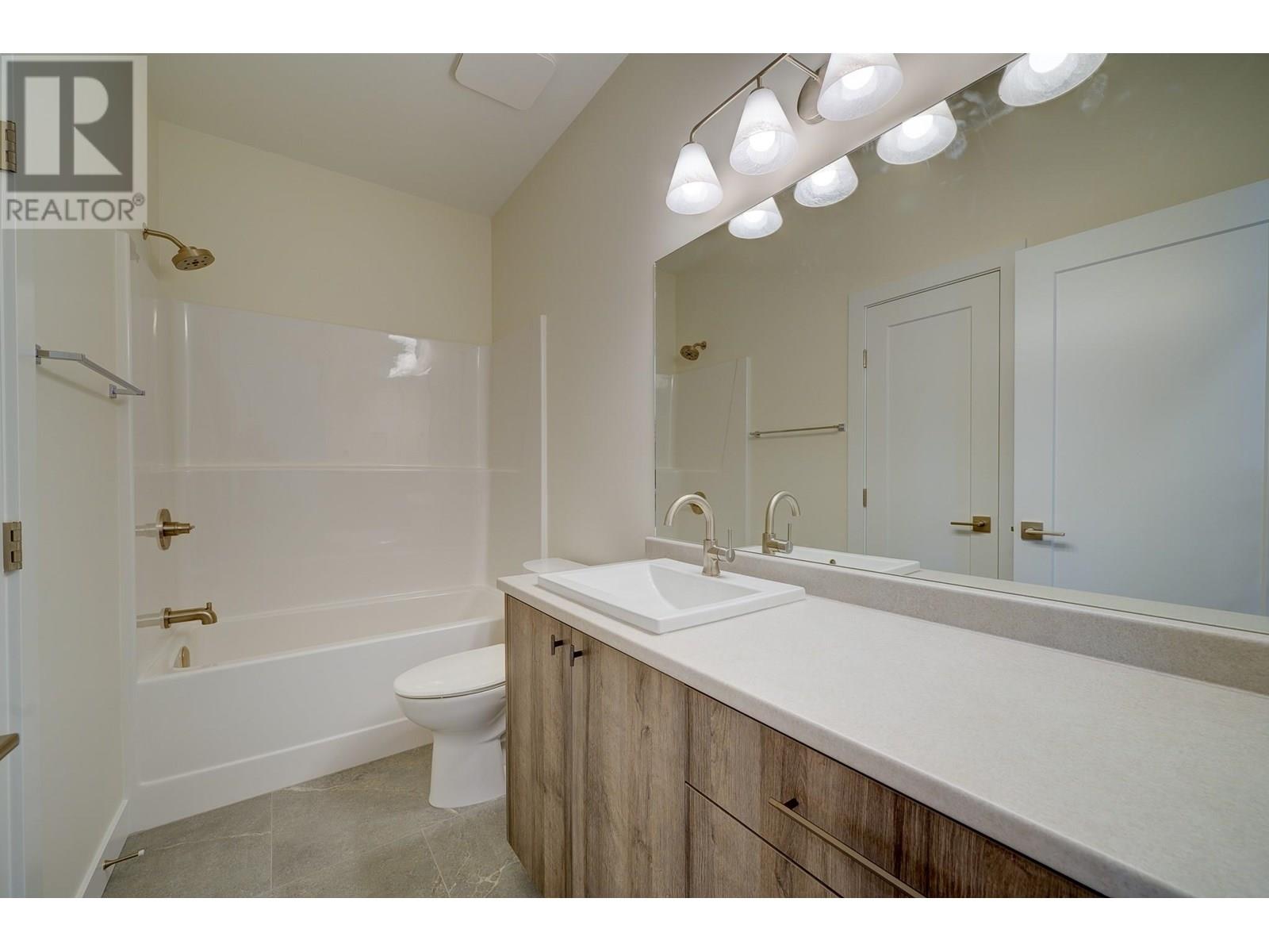 3224 BANK Road, Kamloops