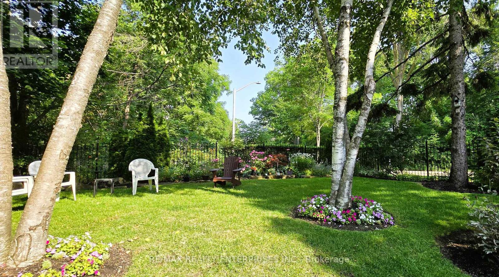 Photo 15 of Ph 201 1271 Walden Circle, Mississauga ON