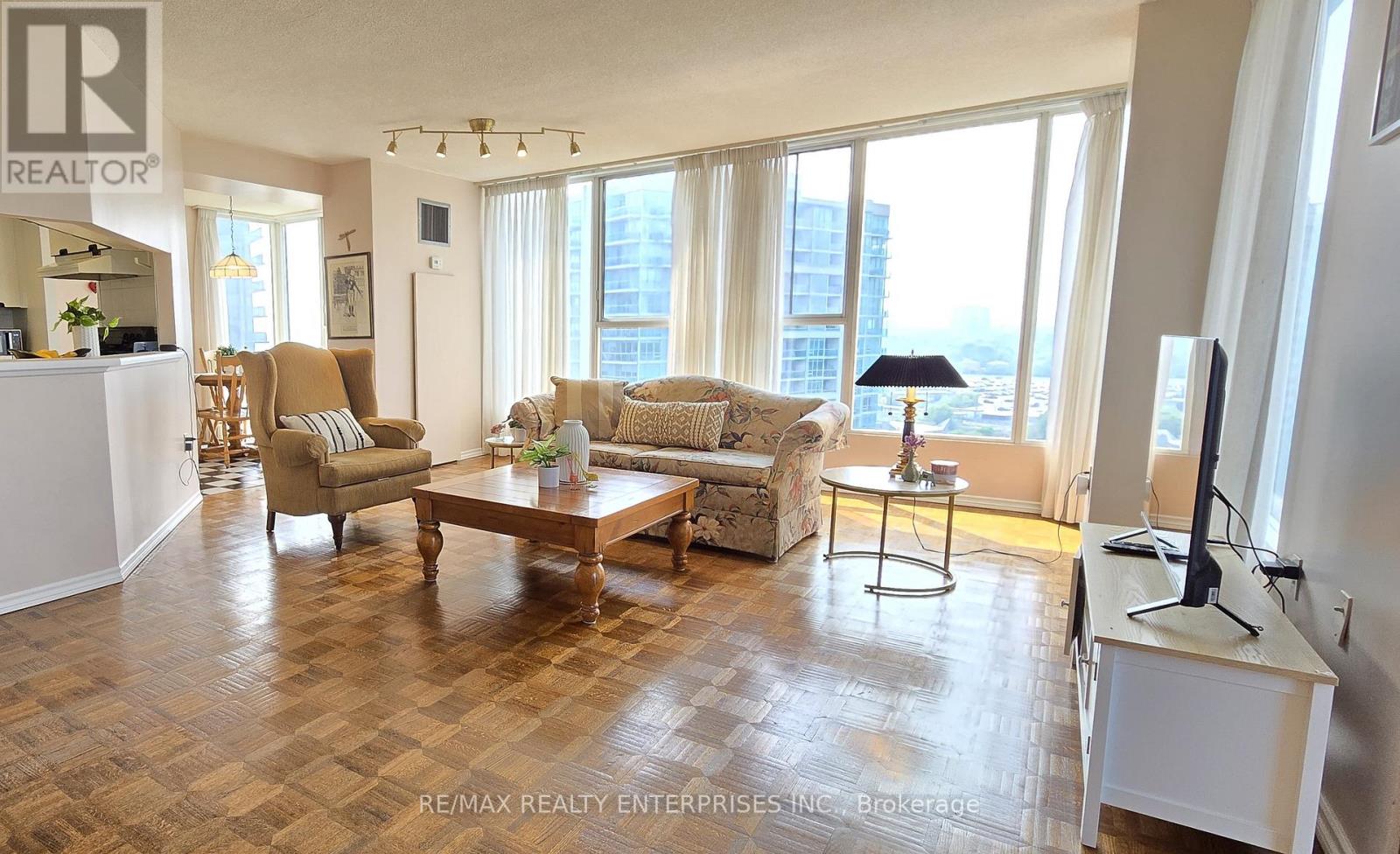 Photo 10 of Ph 201 1271 Walden Circle, Mississauga ON