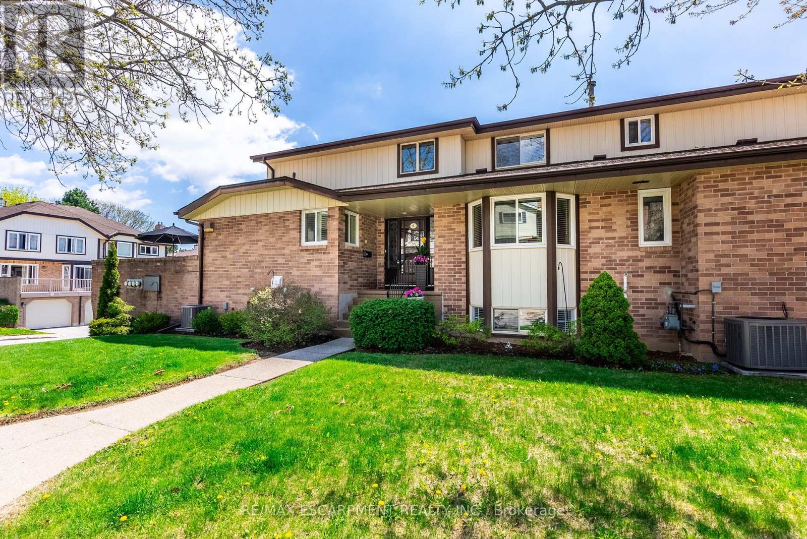 Photo 27 of 6 1508 Upper Middle Road, Burlington ON