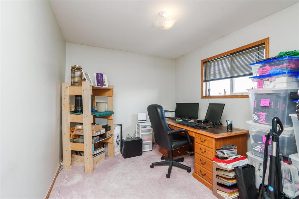 Photo 18 of 855 Knowles Avenue, Winnipeg MB