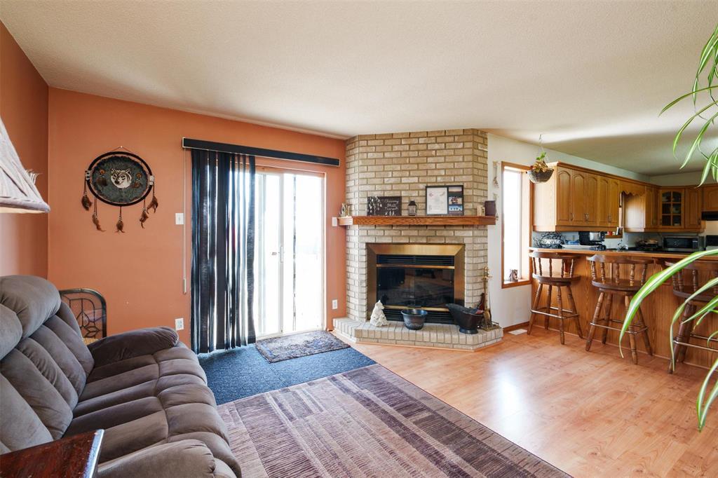 Photo 10 of 855 Knowles Avenue, Winnipeg MB