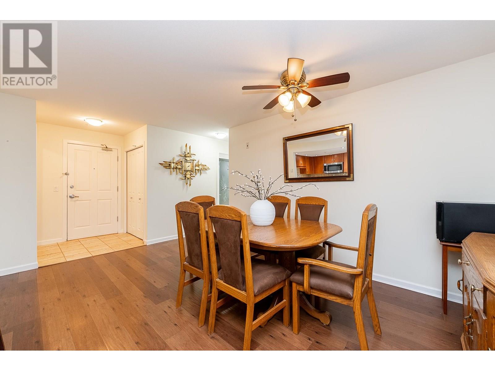 219 285 NEWPORT DRIVE, Port Moody