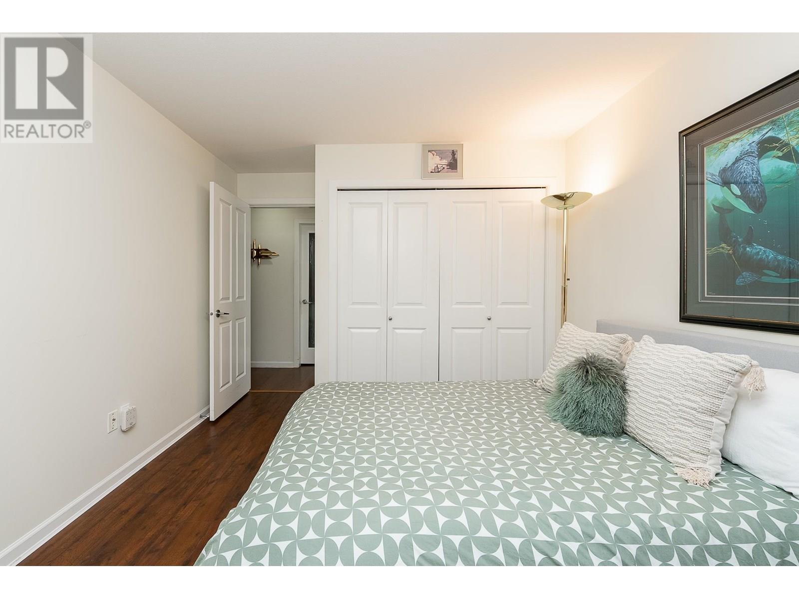 219 285 NEWPORT DRIVE, Port Moody