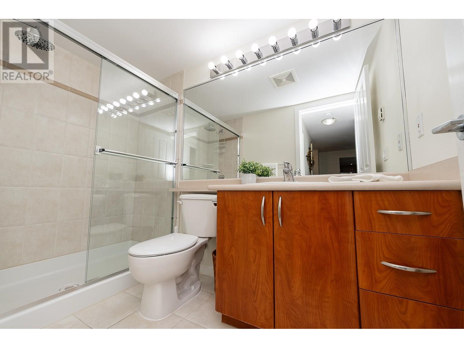 219 285 NEWPORT DRIVE, Port Moody