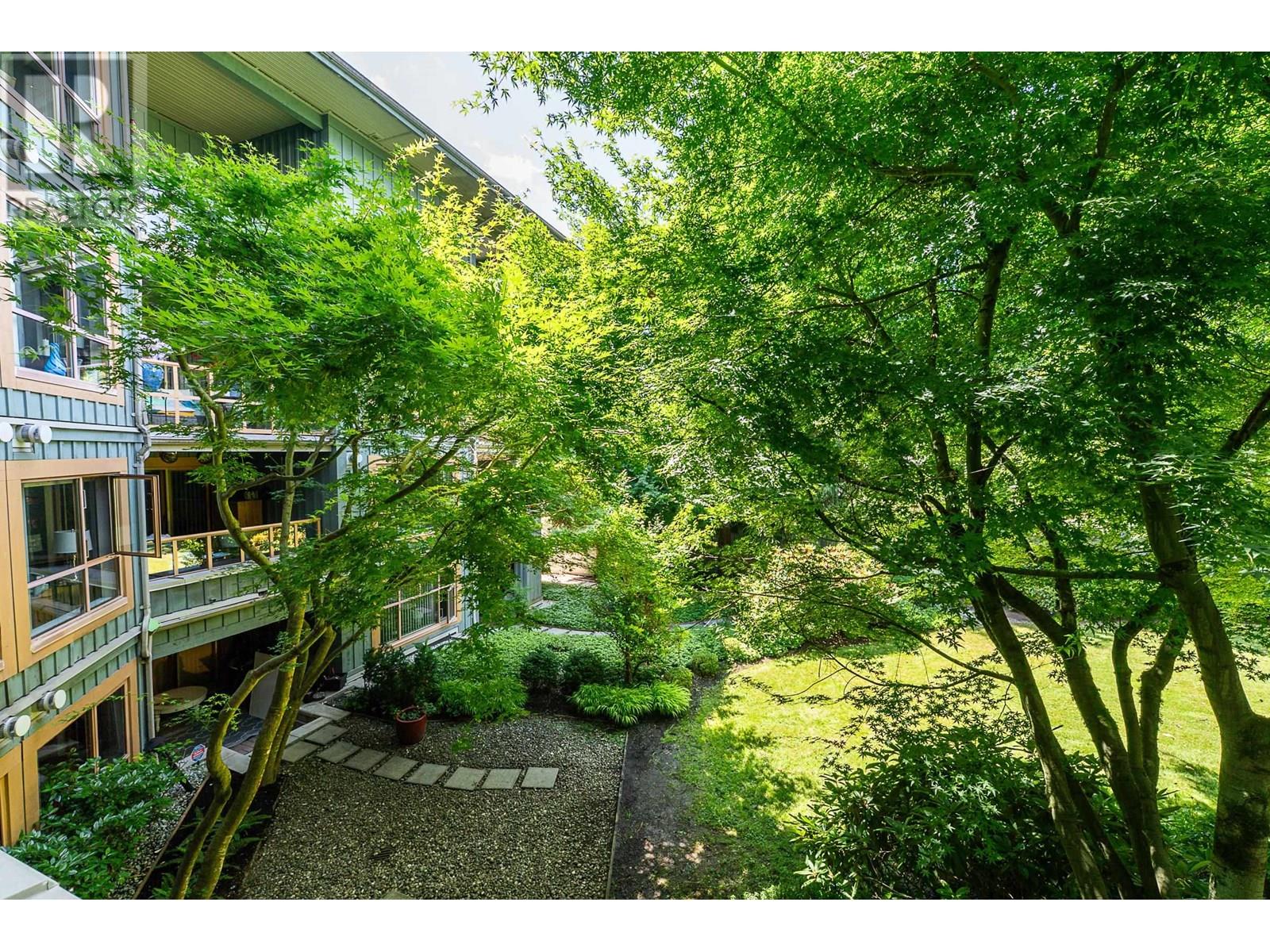 219 285 NEWPORT DRIVE, Port Moody