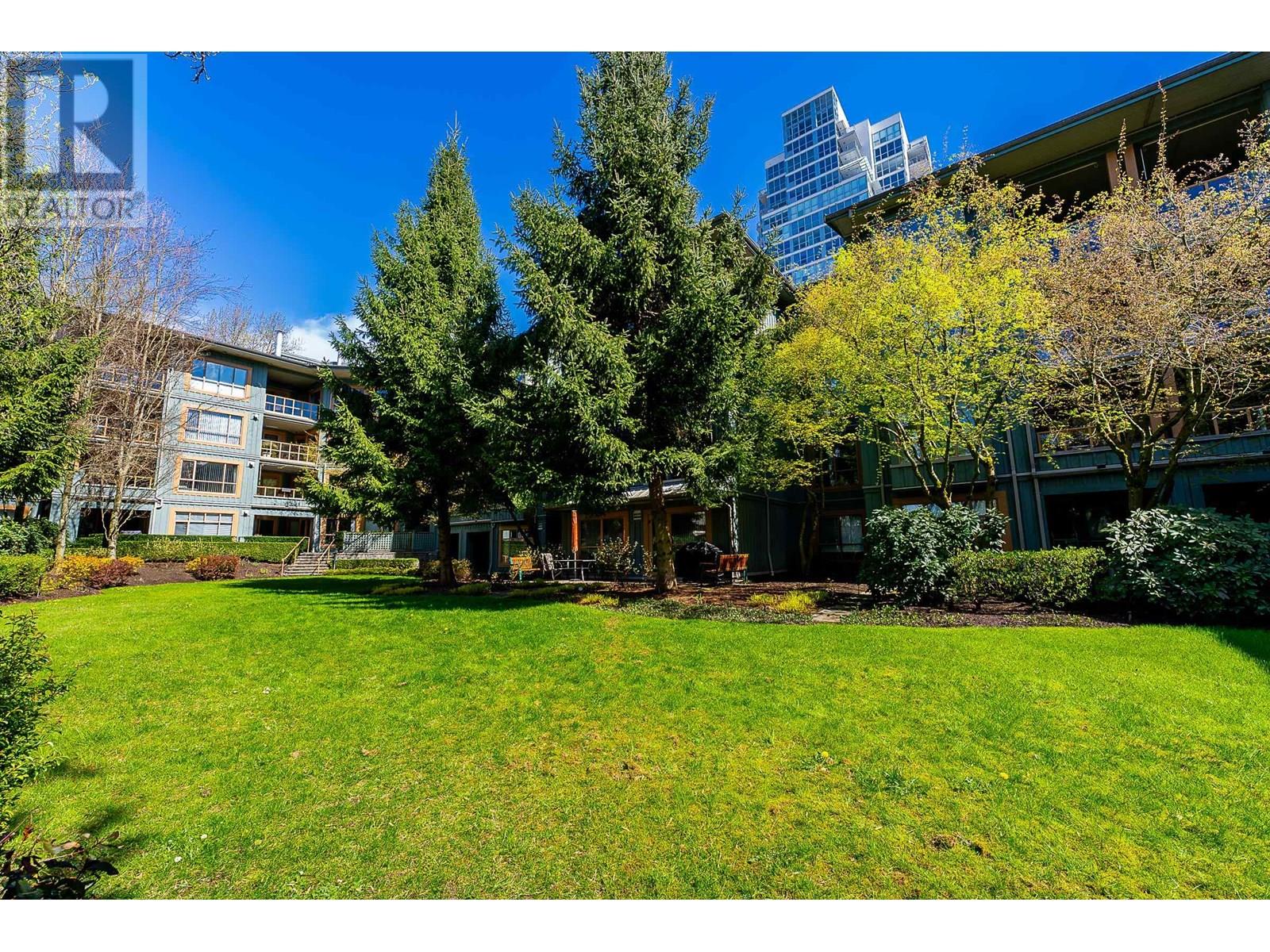 219 285 NEWPORT DRIVE, Port Moody