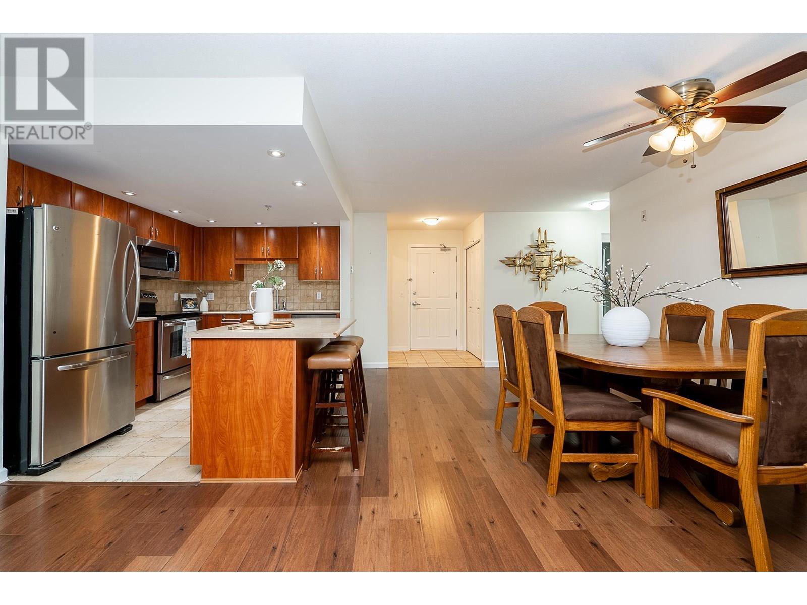 219 285 NEWPORT DRIVE, Port Moody