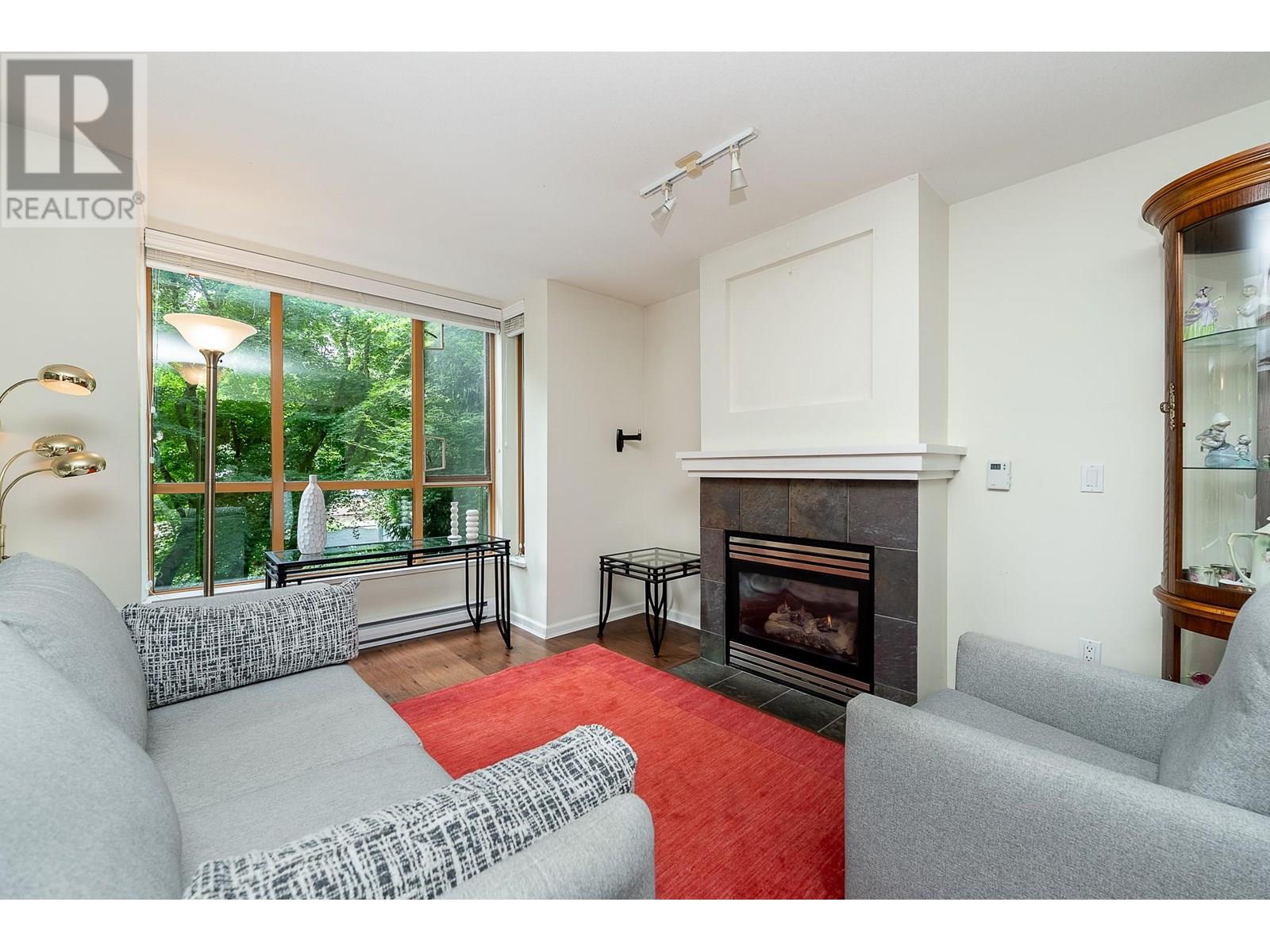 219 285 NEWPORT DRIVE, Port Moody